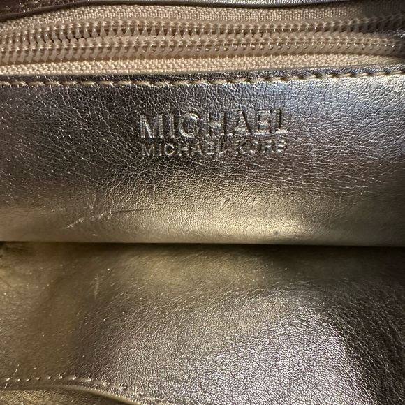 Michael Kors purse/handbag - Picture 5 of 6